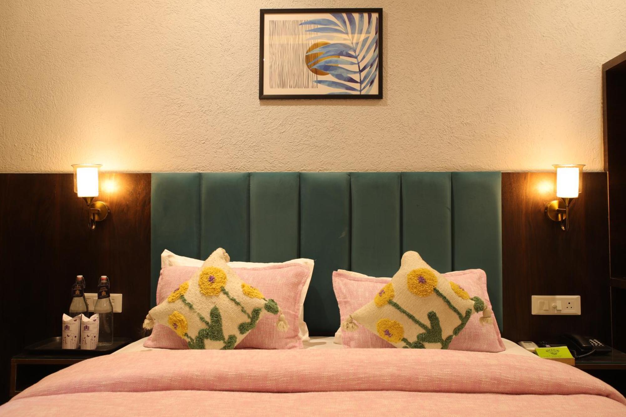Perfectstayz Laxmi Heritage Rishīkesh Rum bild